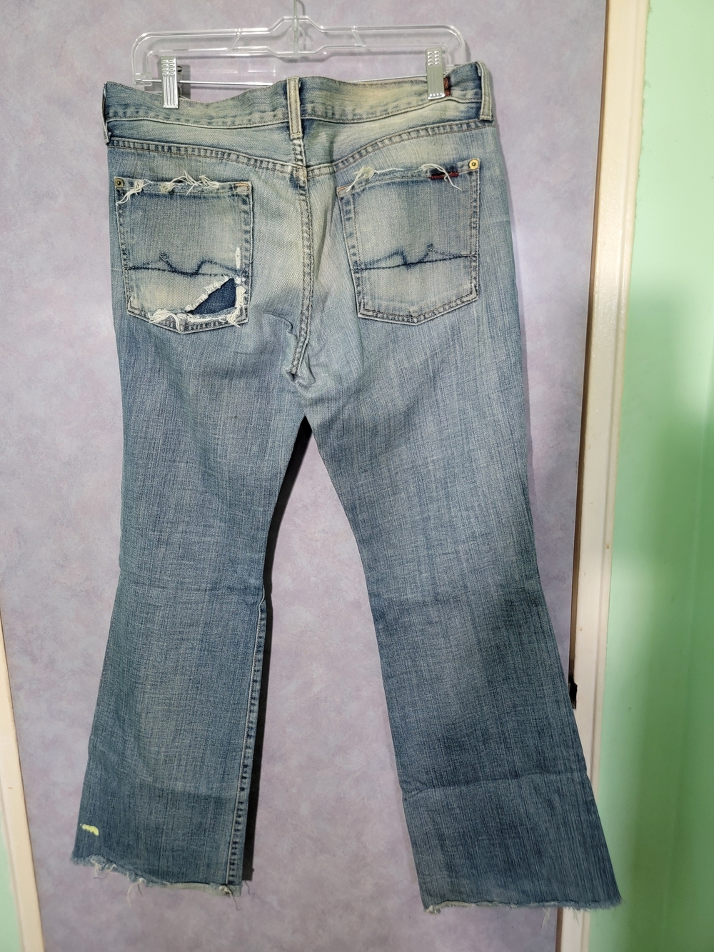 Vntg 7 For All Mankind Light Blue Distressed Men’s Jeans